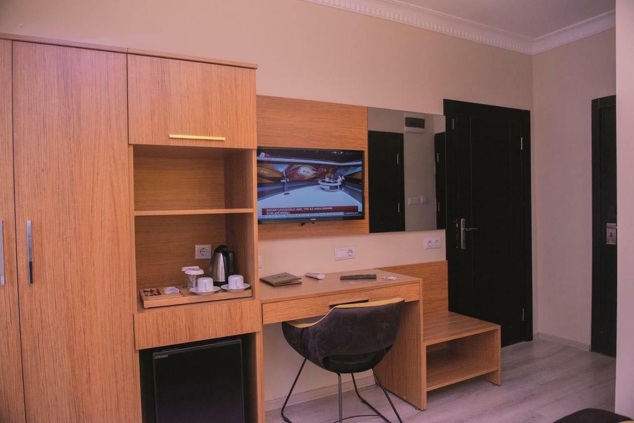 Karamans Sirkeci Suites Hotel Istanbul Exterior photo