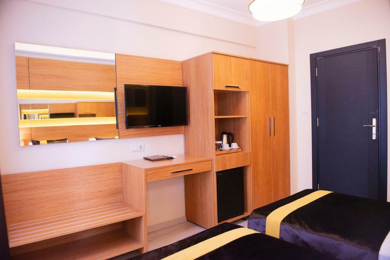 Karamans Sirkeci Suites Hotel Istanbul Exterior photo
